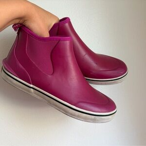 Hush Puppies Women's Magenta Waterproof Ankle Boots